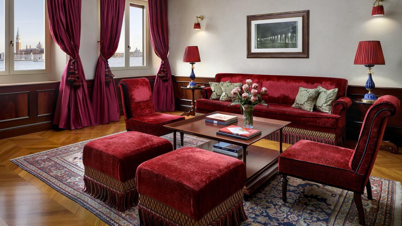 Hotel Danieli, Venice Veneza Exterior foto A living room in the hotel